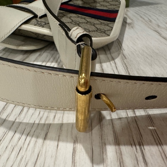 Gucci Belt Bag - Picture 15 of 15